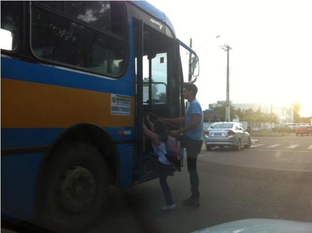 Após apreender ônibus, vereador revela nova denúncia contra transporte escolar