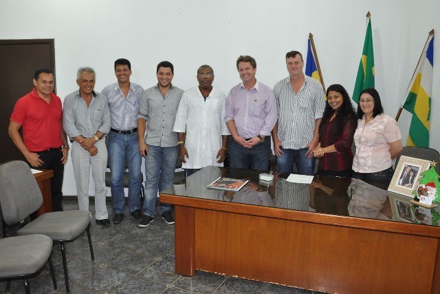 Cinco novos médicos cubanos chegam a Vilhena; cidade agora terá 17 profissionais