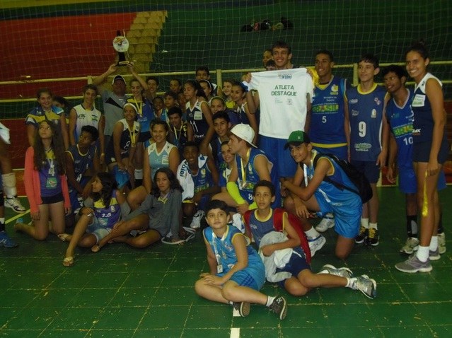AVV conquista quatro dos seis possíveis títulos da I Etapa do Festival Mirim