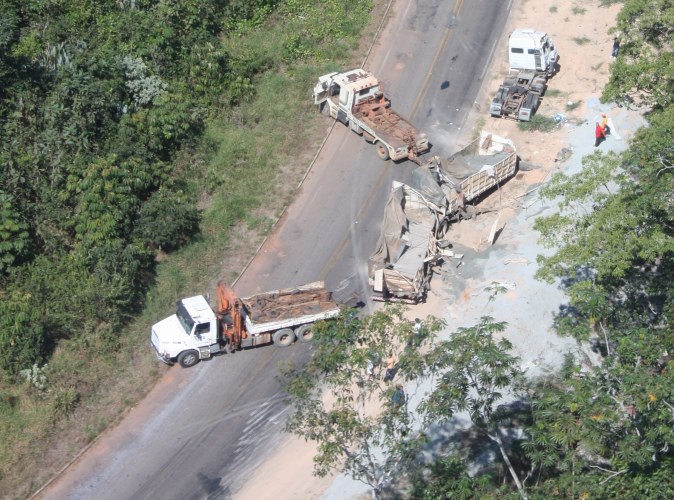 MÃE E FILHAS SOFREM ACIDENTE NA RO-399