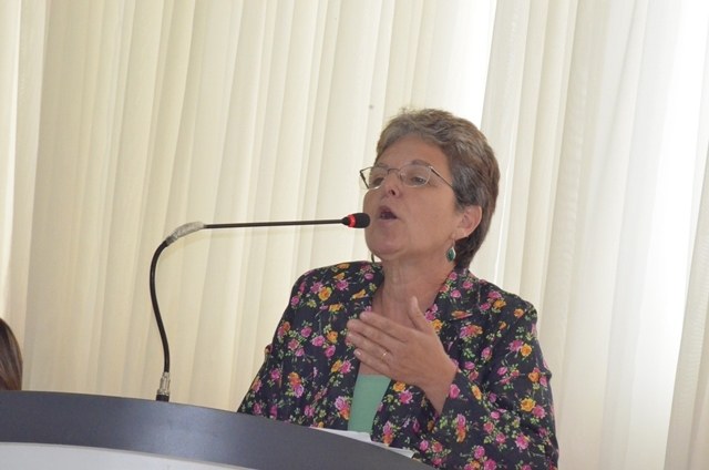 Após cutucada de prefeito, vereadora vilhenense desabafa: “Eu sou independente”