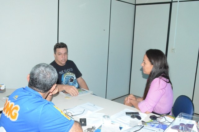 Adversários políticos em Vilhena se encontram na redação do FOLHA DO SUL ON LINE