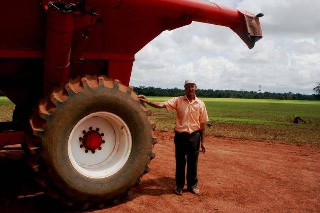 Agricultor em Cerejeiras é reconhecido como primeiro a plantar soja em Rondônia