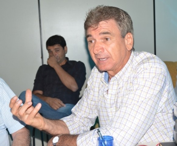 Em Vilhena, deputado diz a policiais: “Guardem dinheiro, salários vão atrasar”