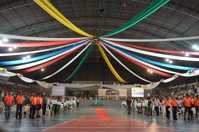 Abertura do JEV’s lotou Ginásio Poliesportivo Jorge Teixeira