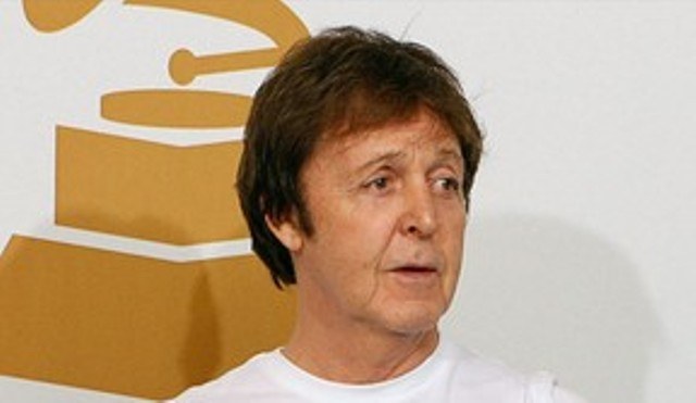 Paul McCartney está hospitalizado em Tóquio, diz jornal