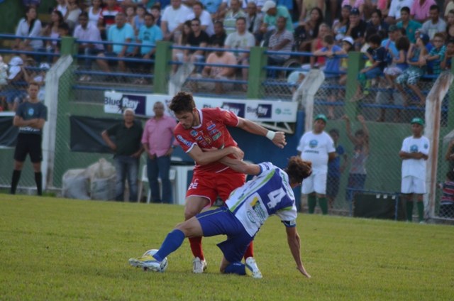 Em busca do penta, Vilhena enfrenta o Ariquemes na primeira partida da final (1)