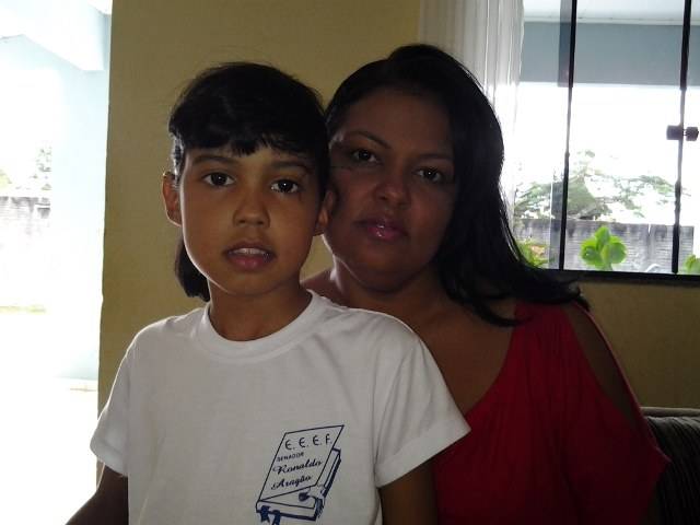 Irritada com merenda escolar, vilhenense faz desafio ao governador de Rondônia