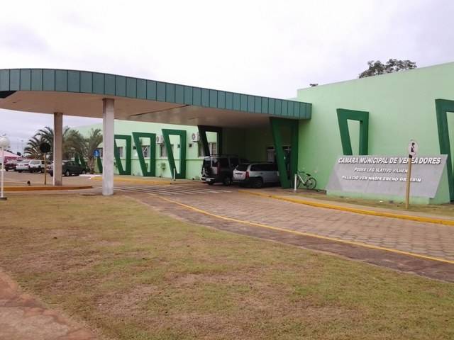 Vereadores decidem amanhã se prefeitura pode repassar dinheiro a entidades