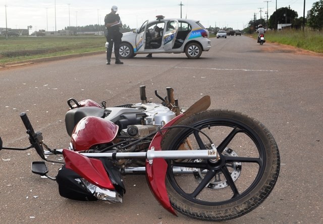 Estudante de 13 anos é atropelada por motoqueiro em Vilhena; os dois se ferem