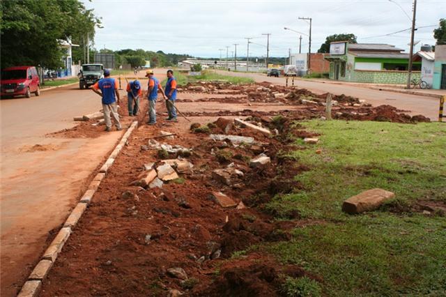 Perigo | PREFEITURA TOMA MEDIDAS DE SEGURANÇA NA BRIGADEIRO