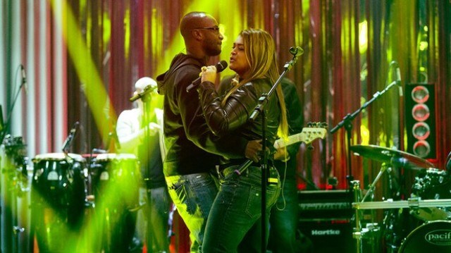 Preta Gil e Thiaguinho dançam coladinhos no ensaio para o "Música Boa Ao Vivo"