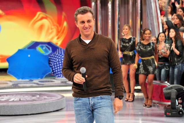 Globo fala sobre polêmica envolvendo Luciano Huck