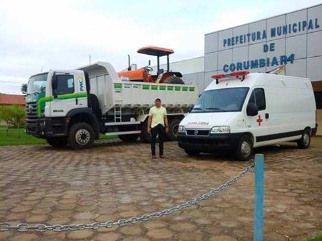 Prefeito de Corumbiara consegue15 veículos e é invejado por colegas do Cone Sul