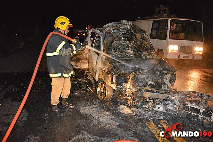 Motoqueiro morre ao atingir carro com placa de Vilhena conduzido por militar 