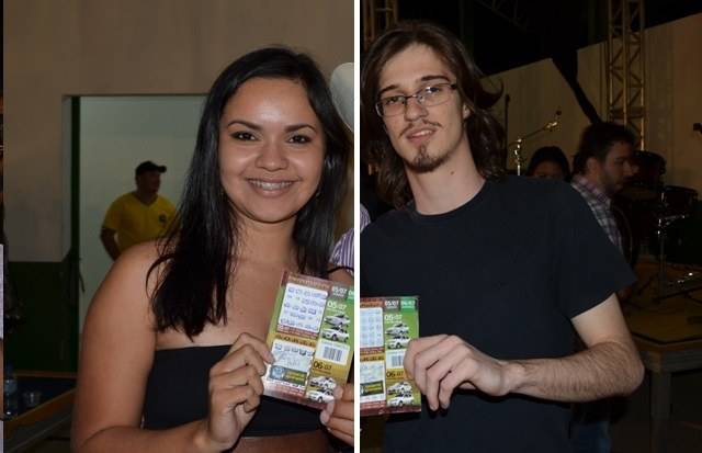 Estudantes faturam sozinhos veículos do bingo da segunda noite da Expovil 2014