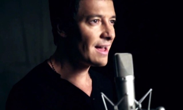 Rodrigo Faro lança clipe para música de "Crepúsculo"