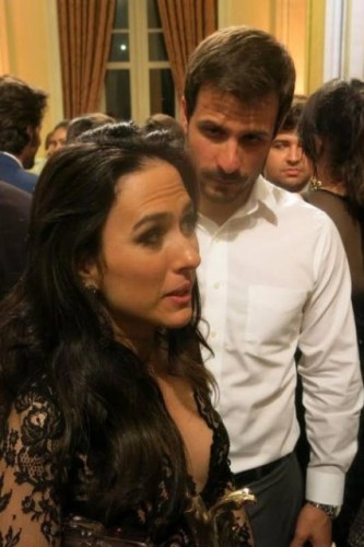 Tatá Werneck leva ex a premiação e, tristinha, explica fim de namoro de 8 anos