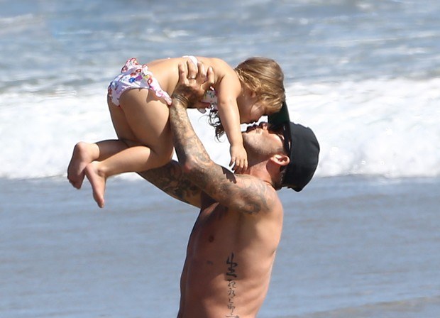 David Beckham protagoniza momentos fofos com Harper