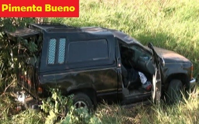 Carro de funerária vilhenense se envolve em acidente em Pimenta Bueno