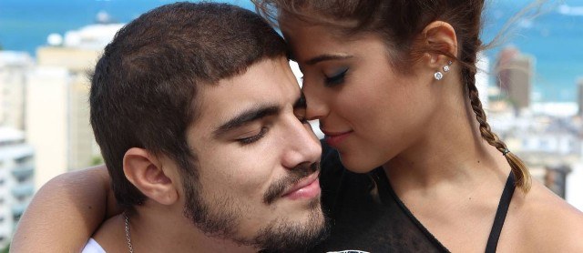 Camilla Camargo diz que Zezé prefere não assistir às suas cenas de sexo