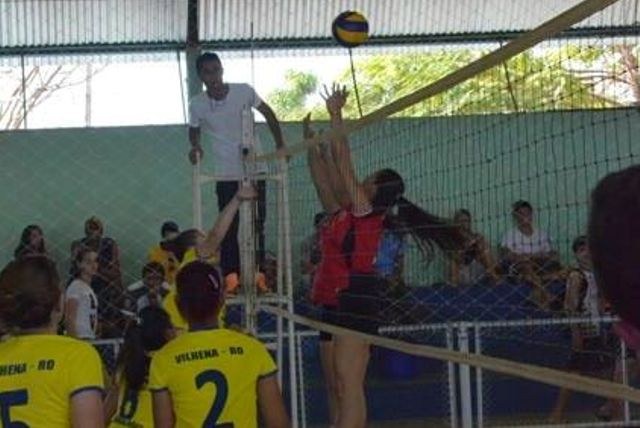Voleibol vilhena se classifica para as quartas de final dos JOER Juvenil 
