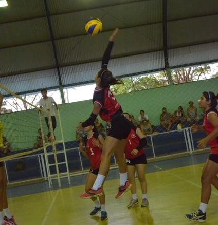 Três dos quatro finalistas do Voleibol do JOER são do Cone Sul