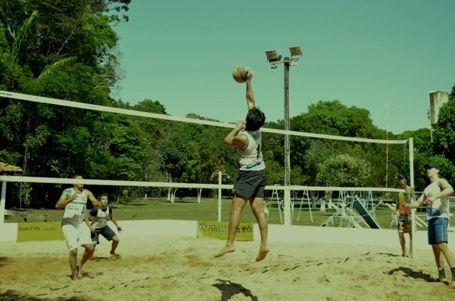 Cone Sul marca presença nas finais do Vôlei de Praia dos Jogos Escolares 