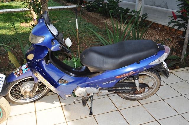 Polícia encontra, no centro da cidade, moto que havia sido roubada horas antes