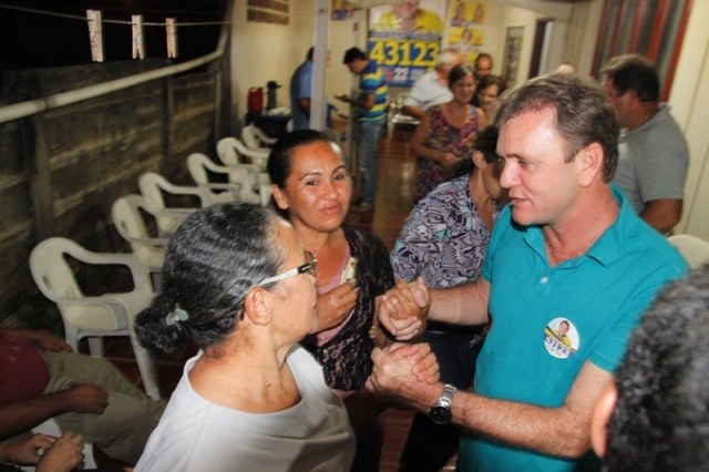 Candidato à reeleição, deputado vilhenense intensifica campanha na cidade