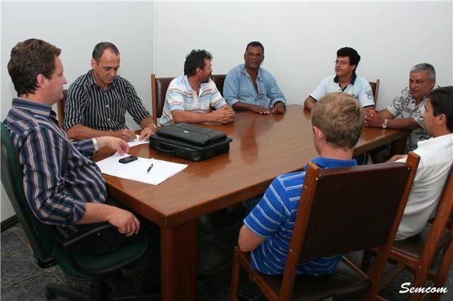 AGRICULTORES COBRAM MELHORIAS NAS LINHAS