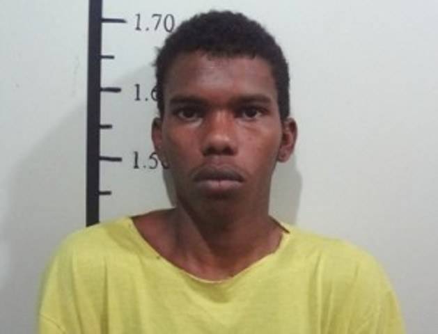 Rapaz que matou amigo por causa de celular pega mais 13 de anos de prisão