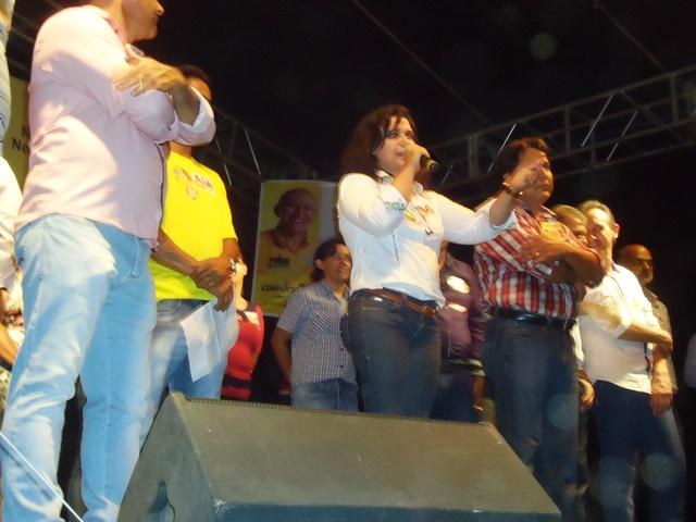 Candidatas Donadon fazem comício em Cerejeiras: “Nossa luta começou aqui”