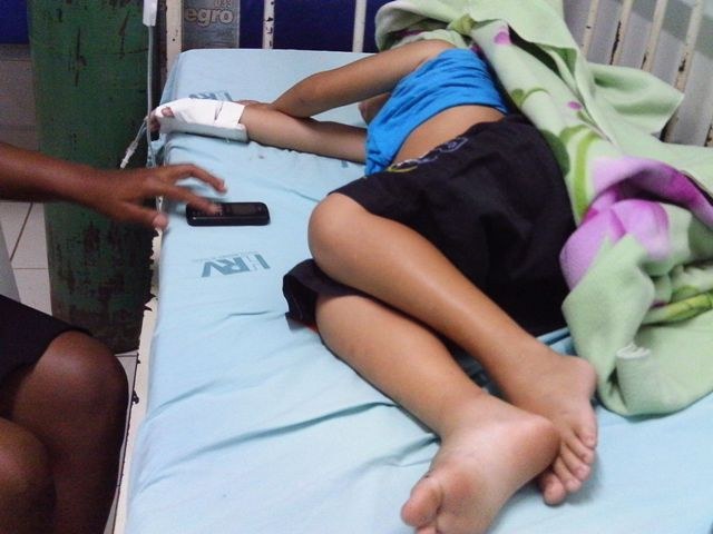 CRIANÇA DE 3 ANOS É PICADA POR JARARACA; CELULAR SALVOU MENOR