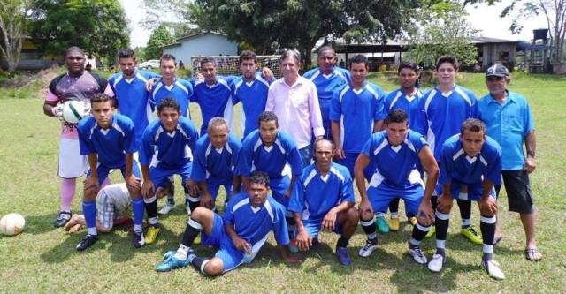 Nos pênaltis, Cruzeirinho conquista a Copa Rural Bueno Tur 2014