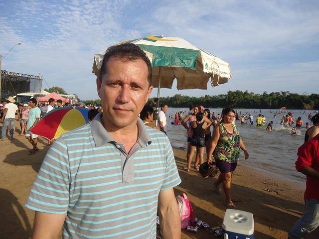 Para enxugar folha salarial, prefeito de Pimenteiras demite quase 40 servidores