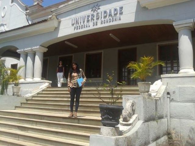 Professora de surdos de Cerejeiras passa em concurso de universidade federal