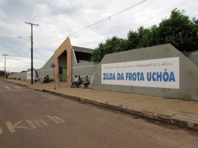 Goebel e Raquel Donadon vencem na primeira seção apurada na escola Zilda