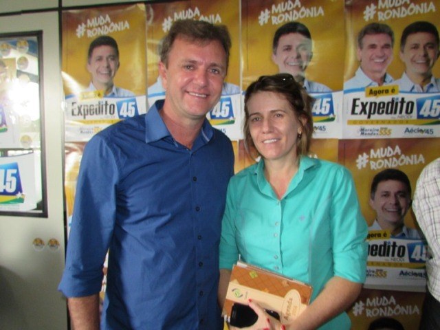 Goebel confirma: ex-vereadora assume provisoriamente seu lugar na Assembléia