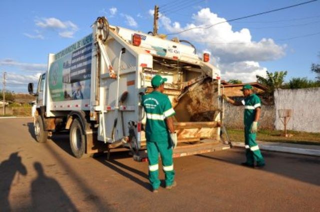 SAAE tenta explicar taxa de lixo que vem revoltando população em Vilhena