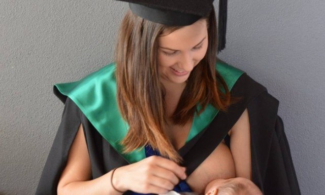 HOMENAGEM A UNIVERSIDADE