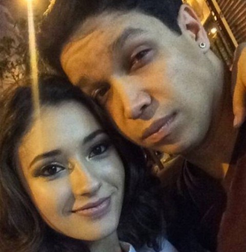 Aos 19 anos, Carolina Oliveira, decide morar com o namorado de 31