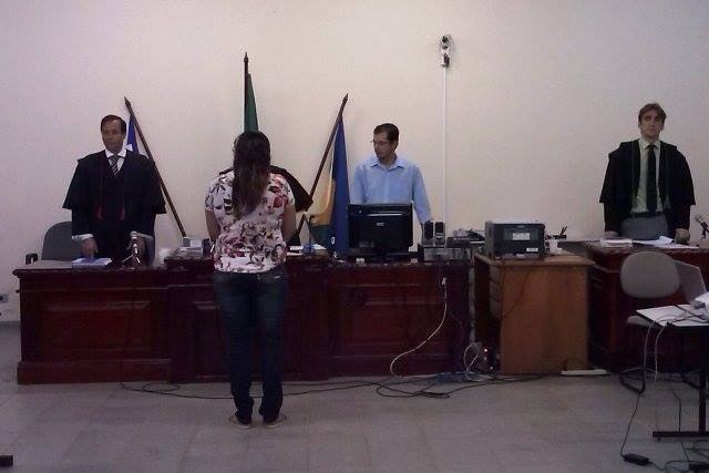 Ex-servidora da prefeitura que tentou matar tio com pé-de-cabra é condenada 