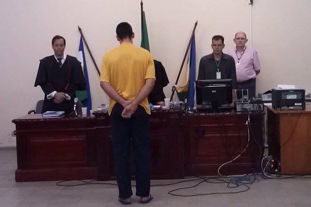 Homem que matou um e degolou outro em Vilhena é condenado a 17 anos