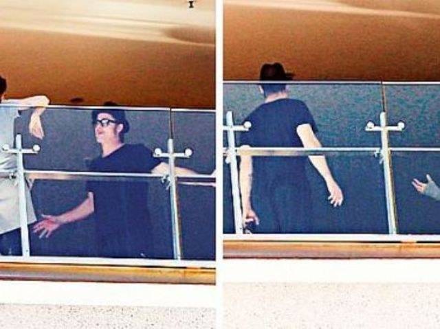 Angelina Jolie e Brad Pitt discutem na sacada de hotel