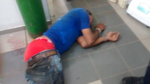 Homem dá “perdido” na polícia, fere o pé e é levado para hospital em Vilhena