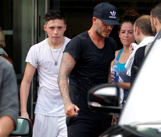 David Beckham e o filho Brooklyn se envolvem em acidente de trânsito