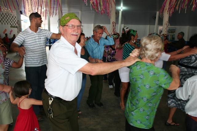 IDOSOS CAEM NA FOLIA EM VILHENA