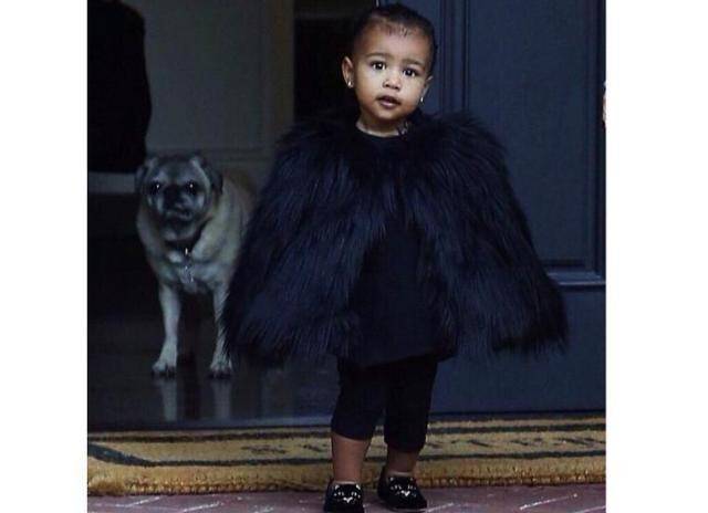 Kim Kardashian capricha na produção de North para dia em spa