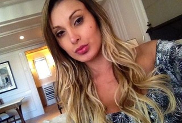 Mãe envia mensagem para amigos de Andressa Urach: "Ela quer muito viver"